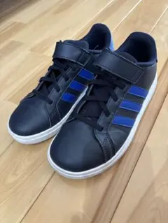 【adidas】スニーカー グランドコート21.5cm