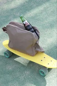 Item thumbnail for item 61a0f4d4-8232-4ec0-a38f-af70f3584cd7