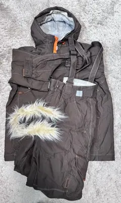 2点セット　ellesse エレッセ　スノボー　スキーウェア　上下　140