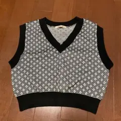ベスト　模様編み　ショート丈
