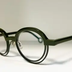 美品 theo Bumper グリーン テオ デザイン眼鏡 ベルギー製 オシャレ
