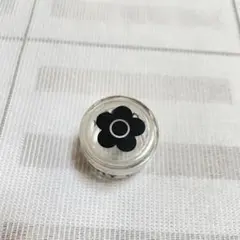 MARY QUANT LONDON フラワーデザイン クリアケースのサムネイル