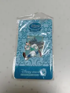 ディズニーストア グーフィーピンバッジ