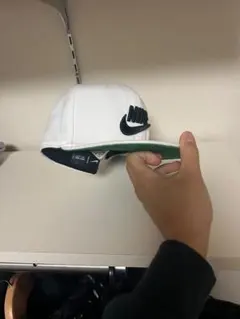 Nike ホワイトキャップ ロゴ刺繍