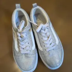 Item thumbnail for item 49dfd197-accb-47c1-aa78-84f4882240d9