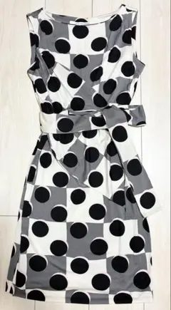 高級ブランド ダイアンフォンファステンバーグ ノースリーブドットワンピース