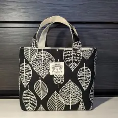 ハンドメイド、ミニトートバッグ 透かし葉っぱのサムネイル