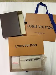 LOUIS VUITTON ショップ袋・箱・布袋セット