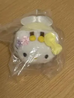サンリオ　お花大好きハチさん　キティ　シークレットマスコット