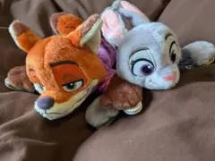 ディズニー　ズートピア　肩のせ　くっつき　ぬいぐるみ　ニック　ジュディ　セット