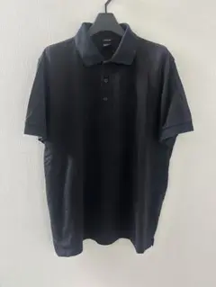 HUGO BOSS ブラックポロシャツ