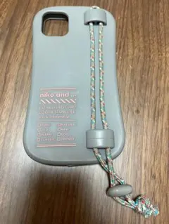 ニコアンド　iPhone11 スマホケース　ストラップ付き