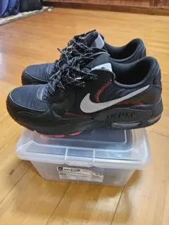 NIKE AIR MAX ブラック スニーカーのサムネイル