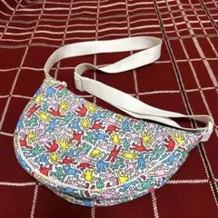 UNIQLOラウンドミニショルダーバッグ／キース・ヘリング