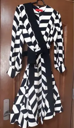 Carolina Herrera ジオメトリなラップドレスのサムネイル