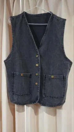 ノースリーブベスト