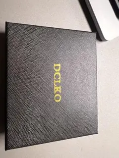 【新品】DCLKO ブラック 二つ折り財布