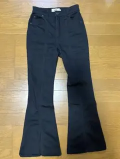 ♡AZULbymoussyブラックスリットデニム フレアデニム　フレアパンツS