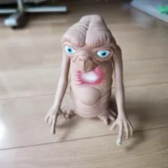 ひ*4様 E.T ソフビ インディーズソフビ - メルカリ