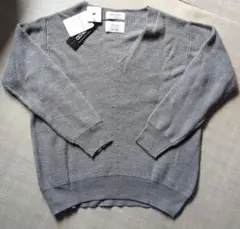 【新品】OPAQUE CLIP グレー Vネックセーター　薄手ニット