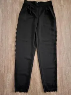 ZARA レース装飾付きブラックパンツ スラックス XSサイズ 黒