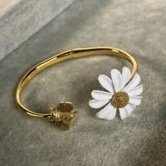 【極美品】ケイトスペード　お花とミツバチのバングル