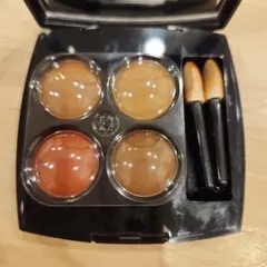 シャネル レ キャトル オンブル268 カンドゥールエエクスペリヤンス