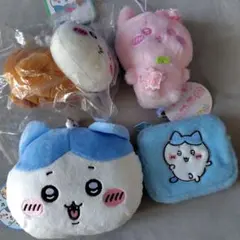 【メルカリ市！値下げ】ちいかわ はちわれぬいぐるみマスコット＆ポーチ 4個セット
