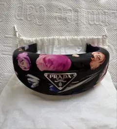 新品未使用！PRADA フラワープリント ヘアバンドのサムネイル