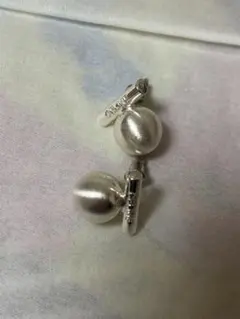 シルバーパール型スタッドピアス