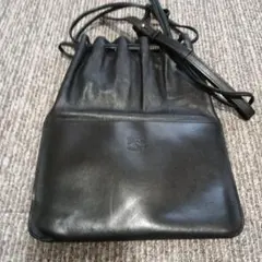 IL BISONTE ブラック ショルダーバッグ