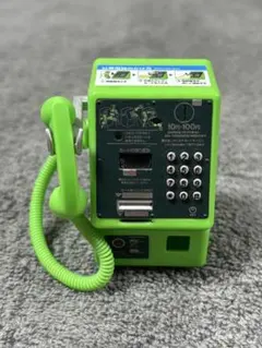ガチャガチャ公衆電話