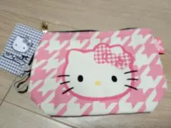 サンリオ♡ハローキティ♡千鳥柄ピンクポーチ♡タグ付しまむら