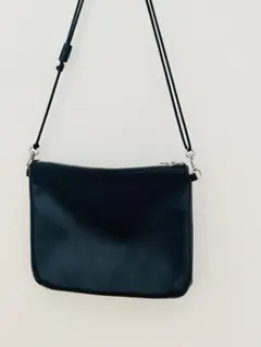 BEAUTY&YOUTH UNITED ARROWS　レザーサコッシュ　ネイビーのサムネイル