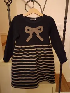 BeBe110cm秋冬ブラックストライプ リボン ワンピース