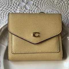 COACH♡コーチレザー コンパクト ウォレット 黒 Cロゴ ゴールド金具