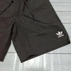 adidas　オリジナルス　Lサイズ　メンズ　ハーフパンツのサムネイル