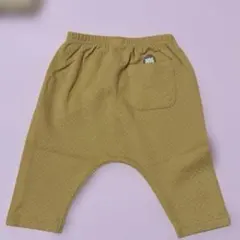 ハリネズミ刺繍付きベージュボトムス　イオン　70㎝