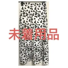アンドジェイのレトロ花柄スカート　ホワイトのサムネイル