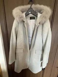 コート　グレー　未使用　高級感　上品　ウール混　フォックスファーフード付き