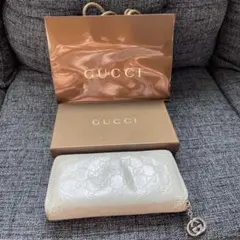 GUCCI ホワイト GGパターン 長財布