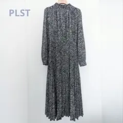 PLST　プラステ　モノトーンプリントワンピース
