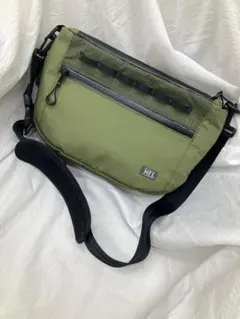 M.E.I. メッセンジャーバッグ オリーブグリーン