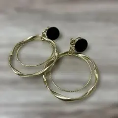 【新品未使用】SHEIN ゴールド ツイストデザイン フープイヤリング