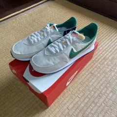 新品・未使用 NIKE ナイキ ワッフルトレーナー2 白×緑　26.5㎝のサムネイル