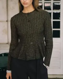 ZARA ペプラムリブニットカーディガン