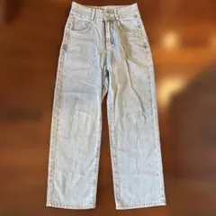 ストレートデニム ライトブルー Sサイズ