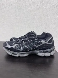 ASICS GEL-NYCブラック スニーカーのサムネイル