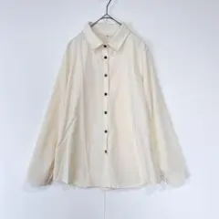 彩黛妃　サイタイキ　長袖シャツ　ボタン　アイボリー　クリーム色のサムネイル