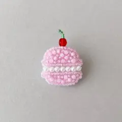 ミニ☆マカロン(ピンク) ブローチ ビーズ刺繍 ハンドメイド